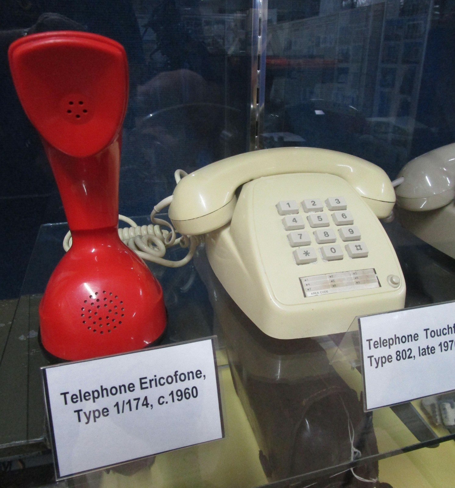 Early_Telephone_02-1600px