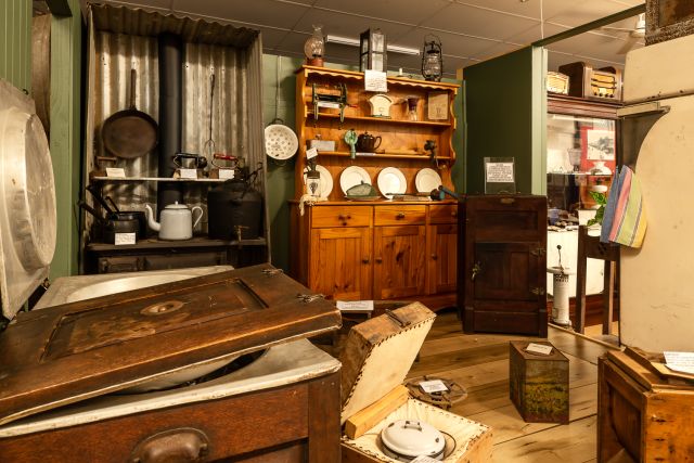 Pre-electric_Kitchen_to_Dining_Room